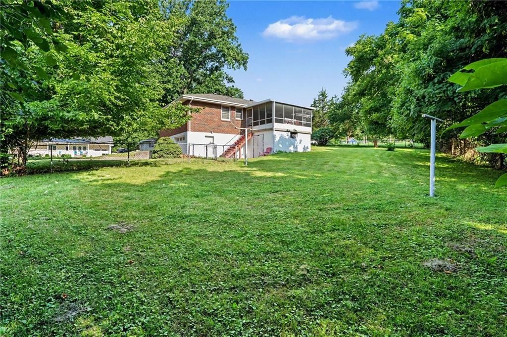 235 N Eugene Field Road — photo 37