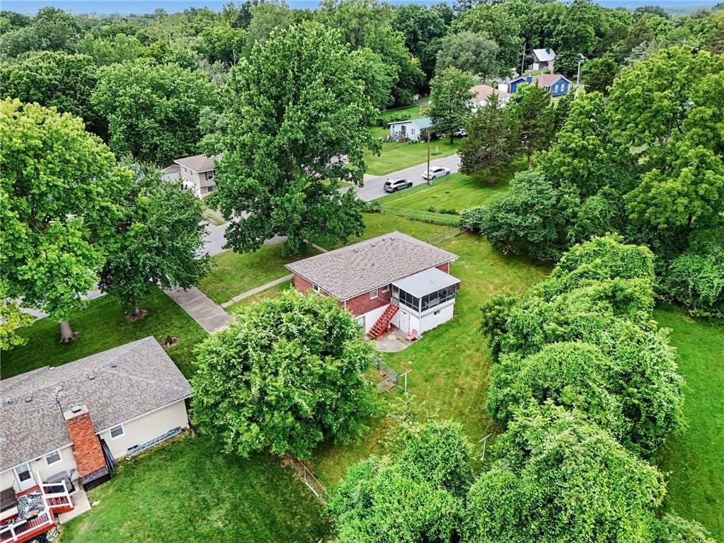 235 N Eugene Field Road — photo 38