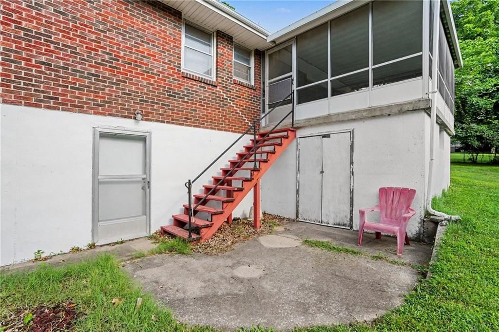 235 N Eugene Field Road — photo 40