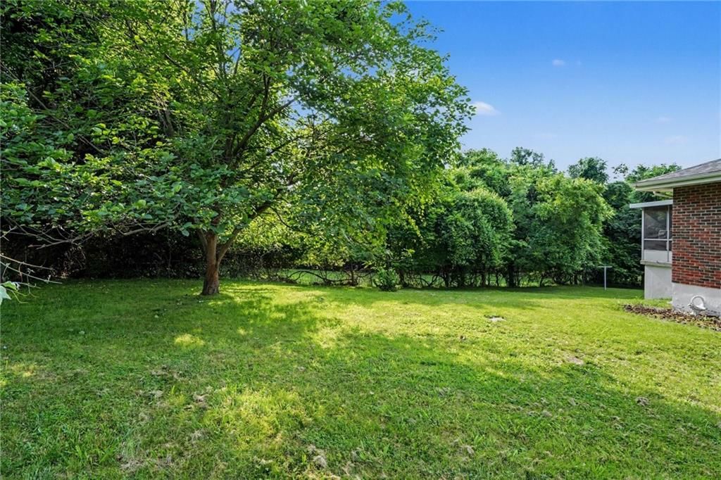235 N Eugene Field Road — photo 44