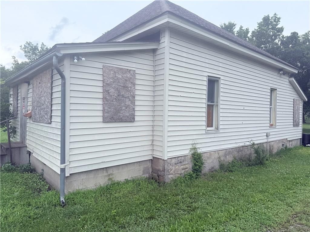 1315 W Pine Street — photo 6