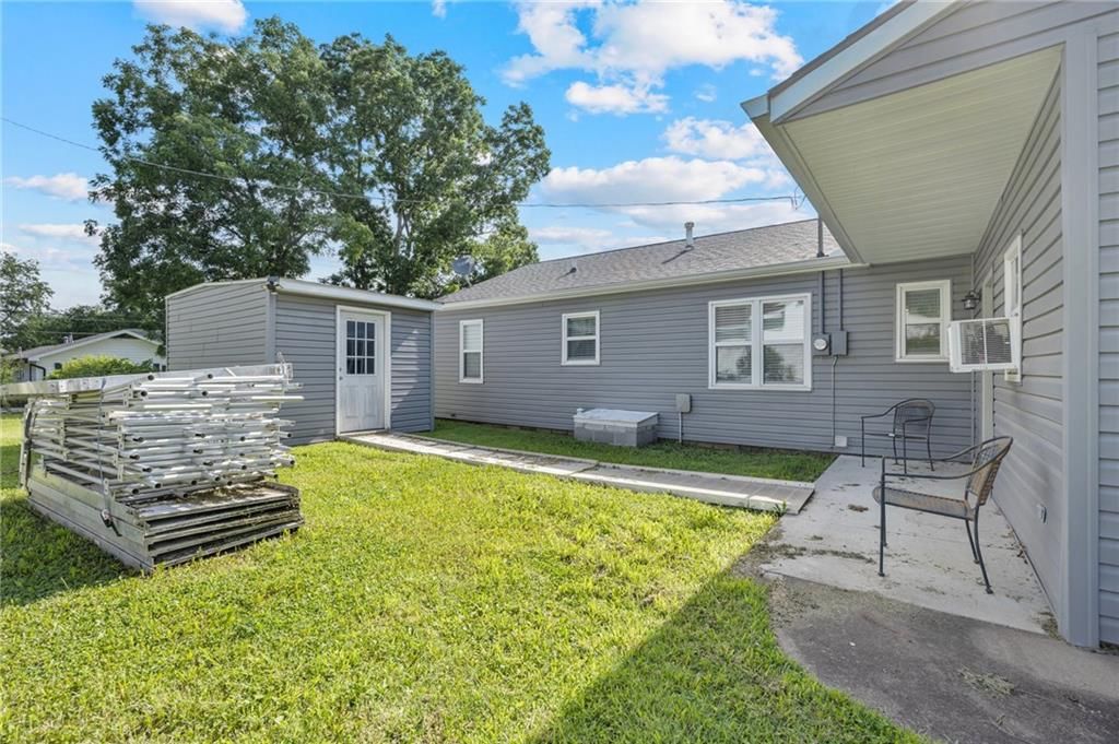 1414 S Horton Street — photo 21
