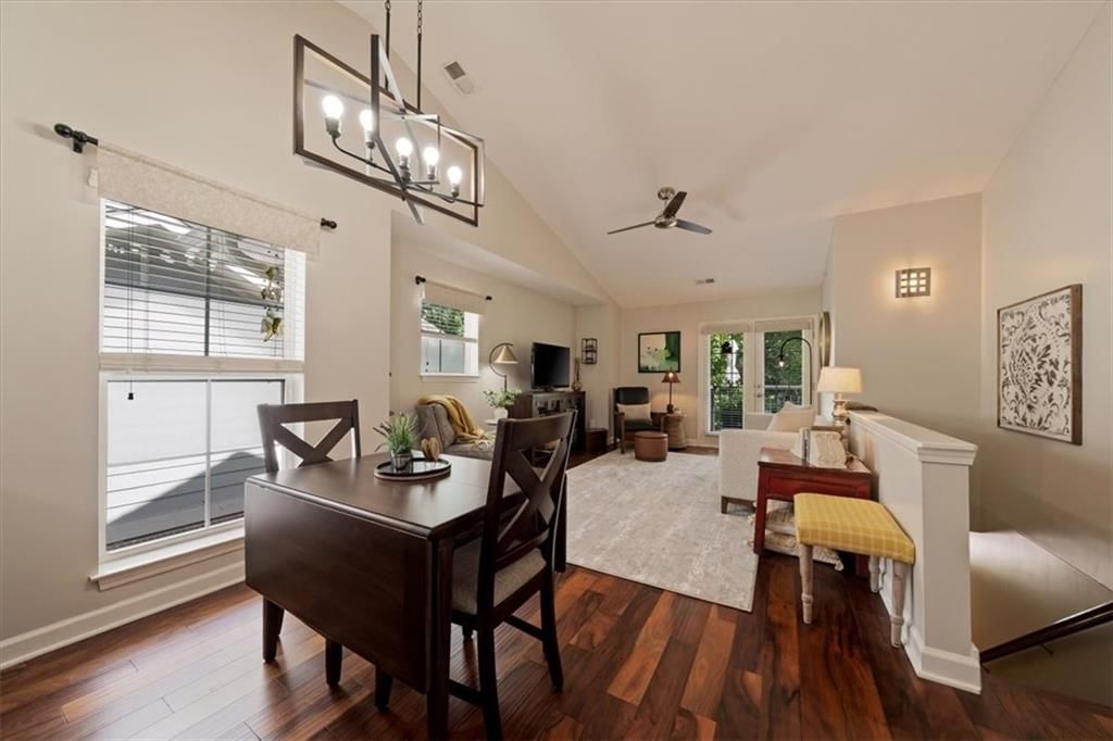 Photo 11 of 28 - 7637 W 78th Street, Overland Park, KS 66204