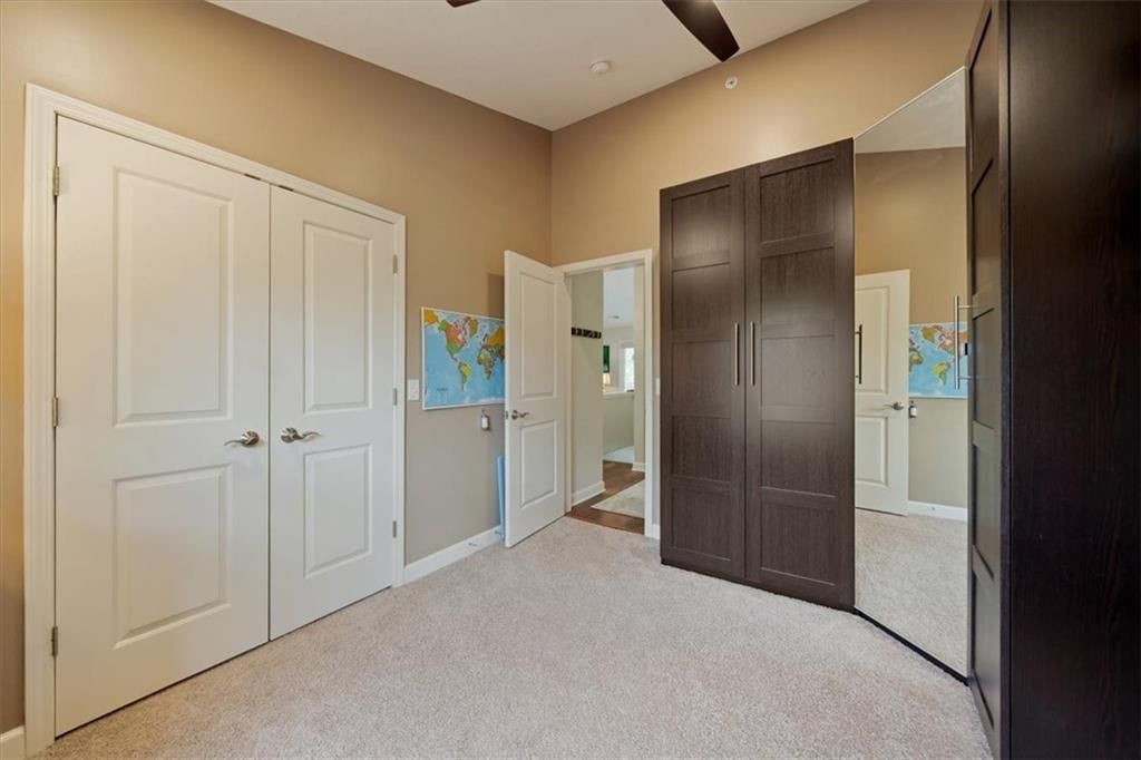 Photo 21 of 28 - 7637 W 78th Street, Overland Park, KS 66204