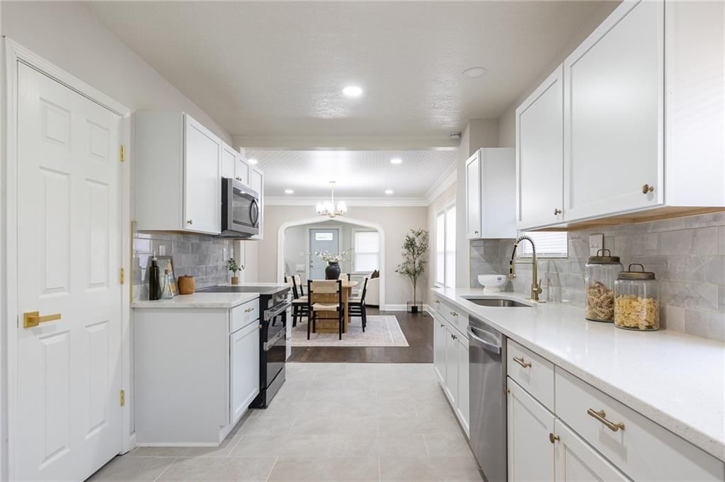 6315 Mcgee Street — photo 24
