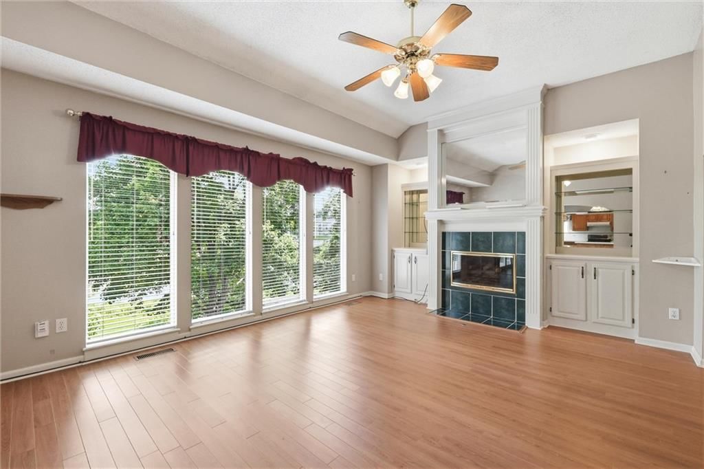 1636 N Hunter Drive — photo 7