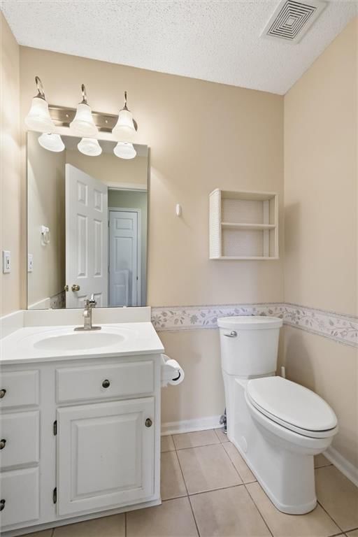 1636 N Hunter Drive — photo 25