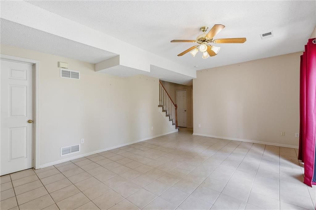 1636 N Hunter Drive — photo 28