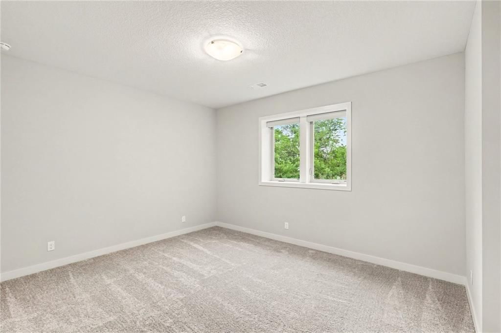 8193 Valley Road — photo 27