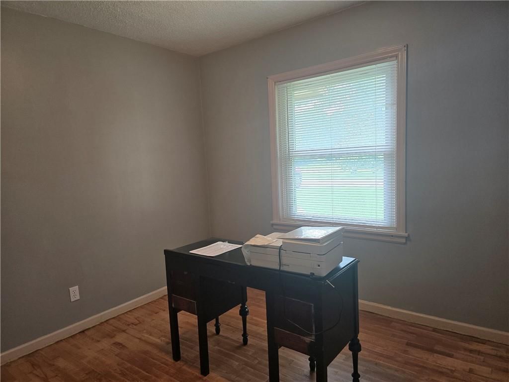 620 Lakin Drive — photo 32