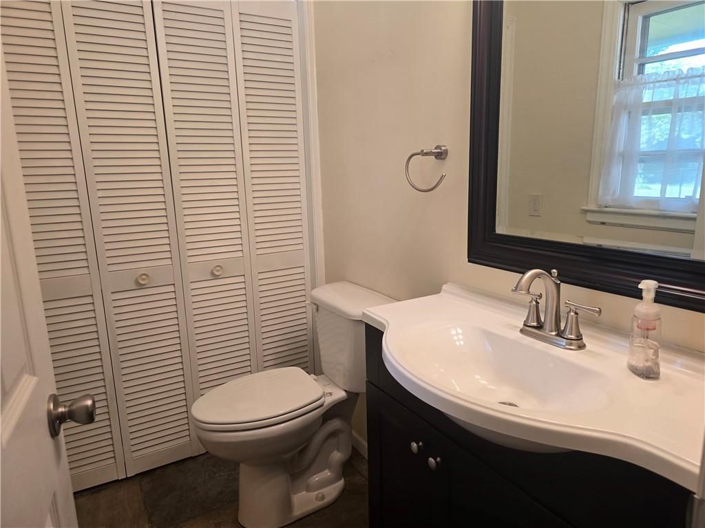 620 Lakin Drive — photo 37