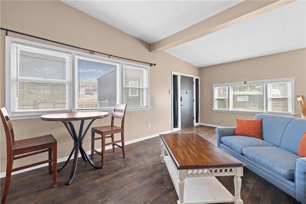 2407 NE 57th Terrace — photo 5