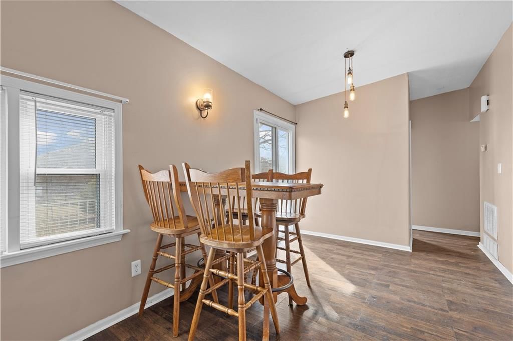 2407 NE 57th Terrace — photo 9