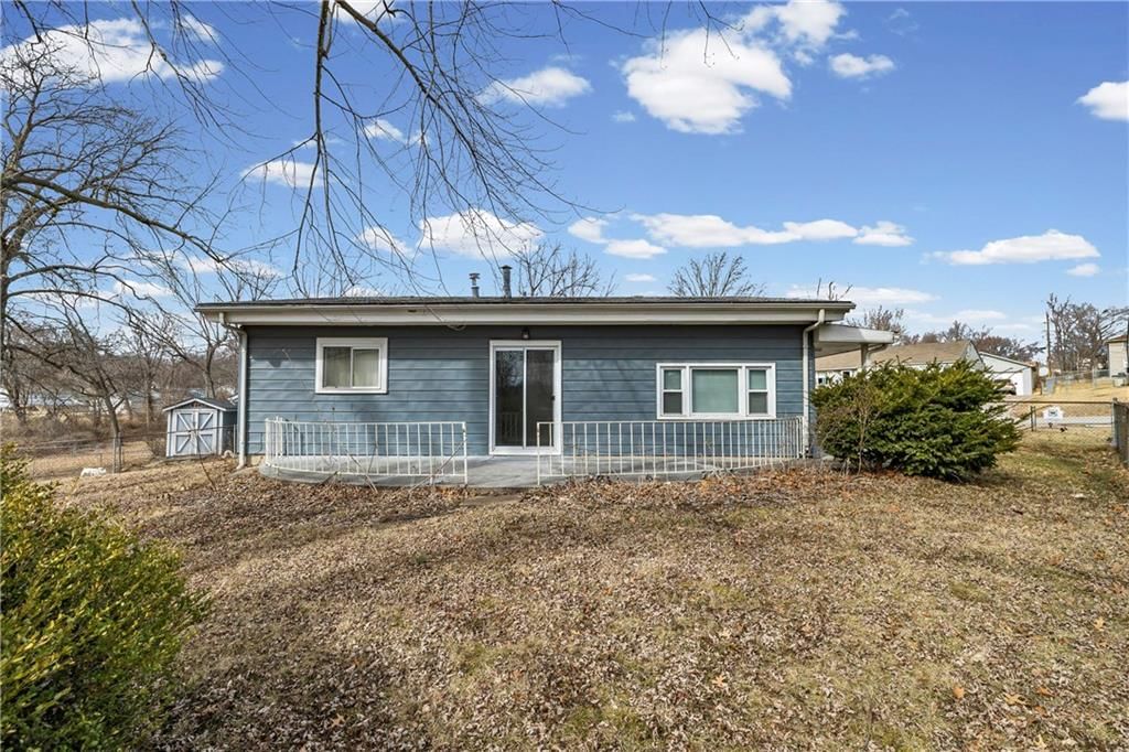 2407 NE 57th Terrace — photo 33
