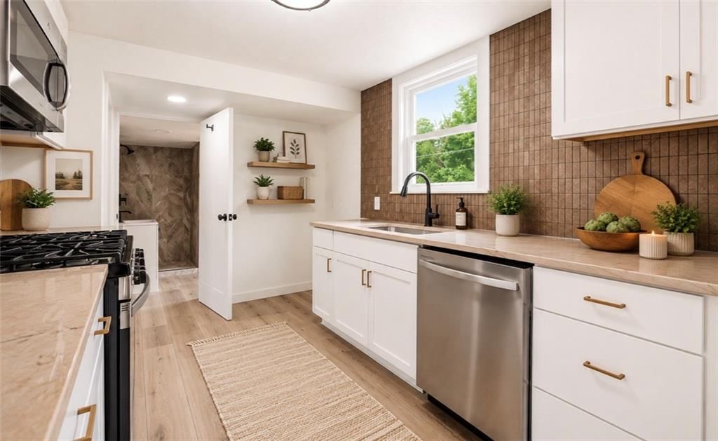 1100 S Savage Street — photo 7