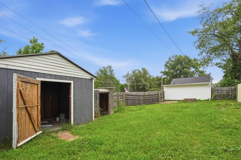1100 S Savage Street — photo 15