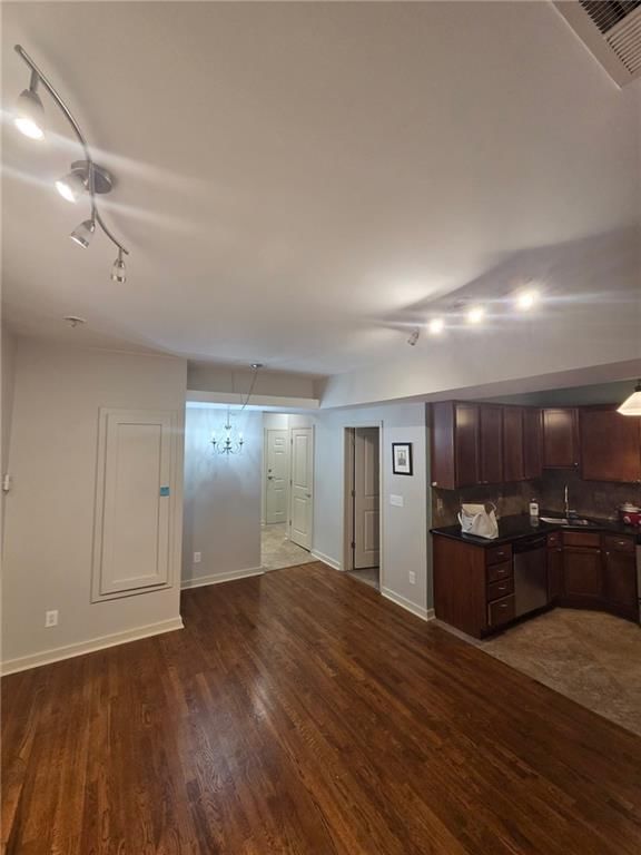 200 E 43rd Street — photo 11