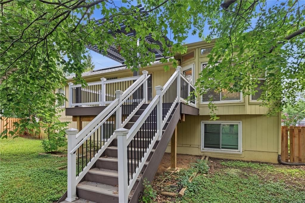8260 N Woodland Avenue — photo 33