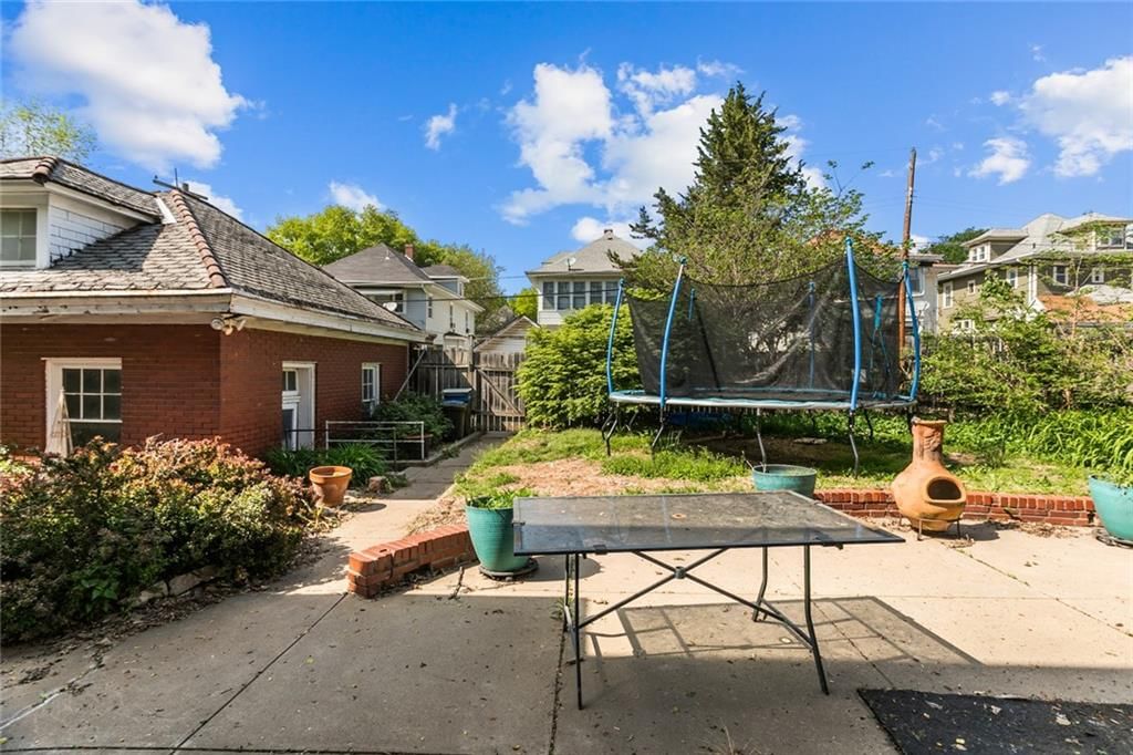 2507 Francis Street — photo 49
