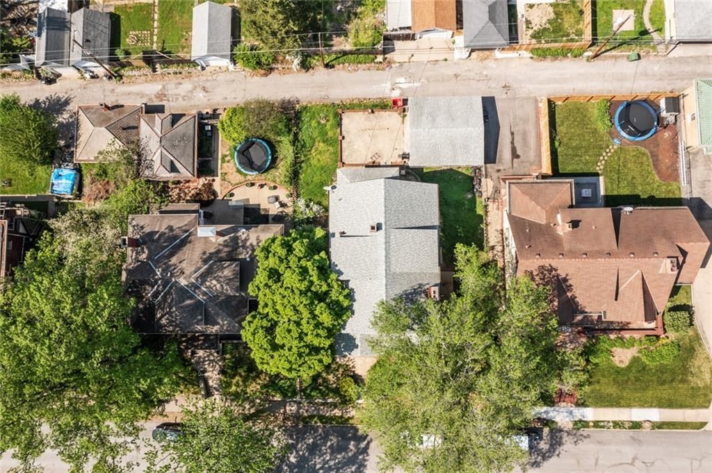 2507 Francis Street — photo 50