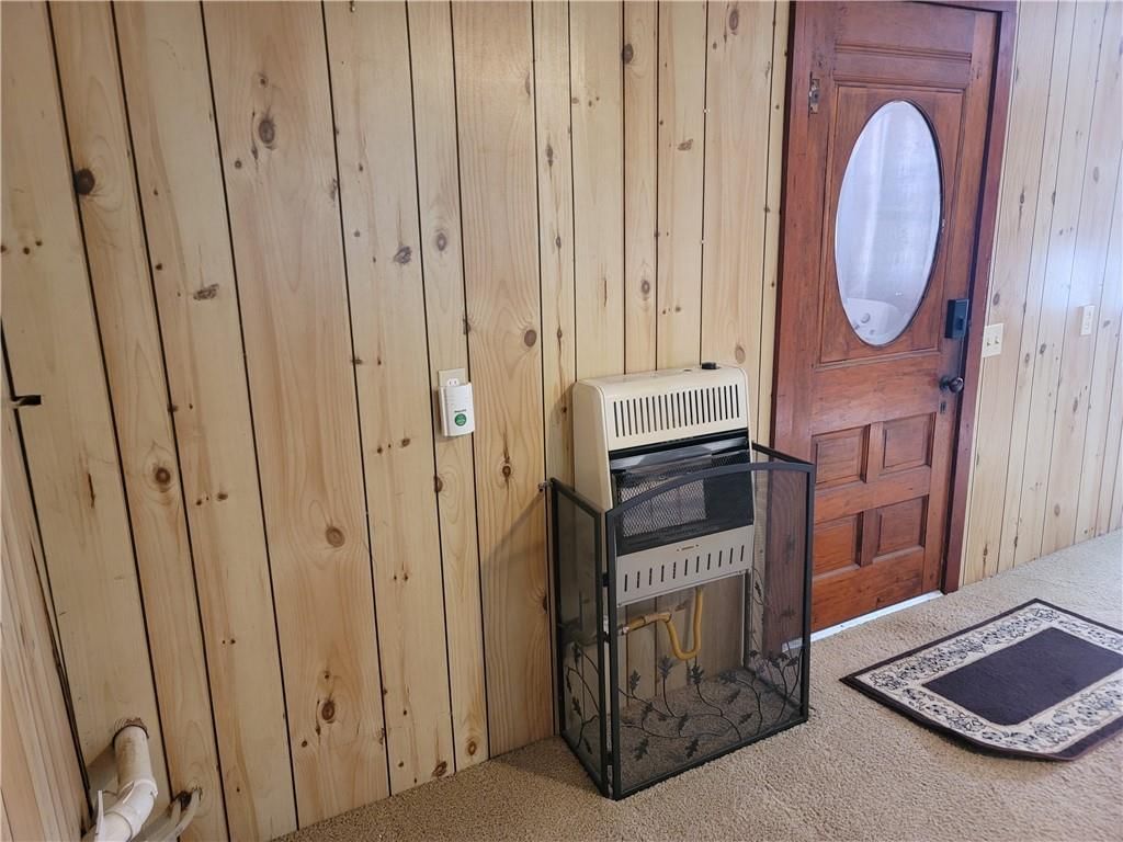 1301 E Charles Street — photo 8