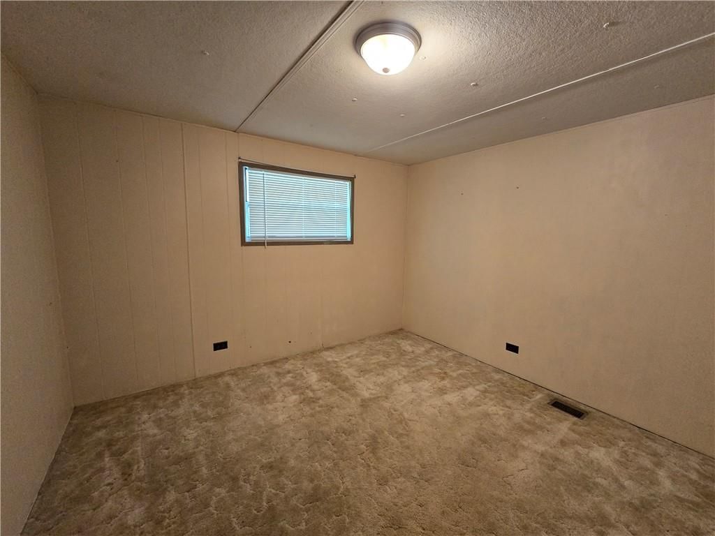 1301 E Charles Street — photo 15