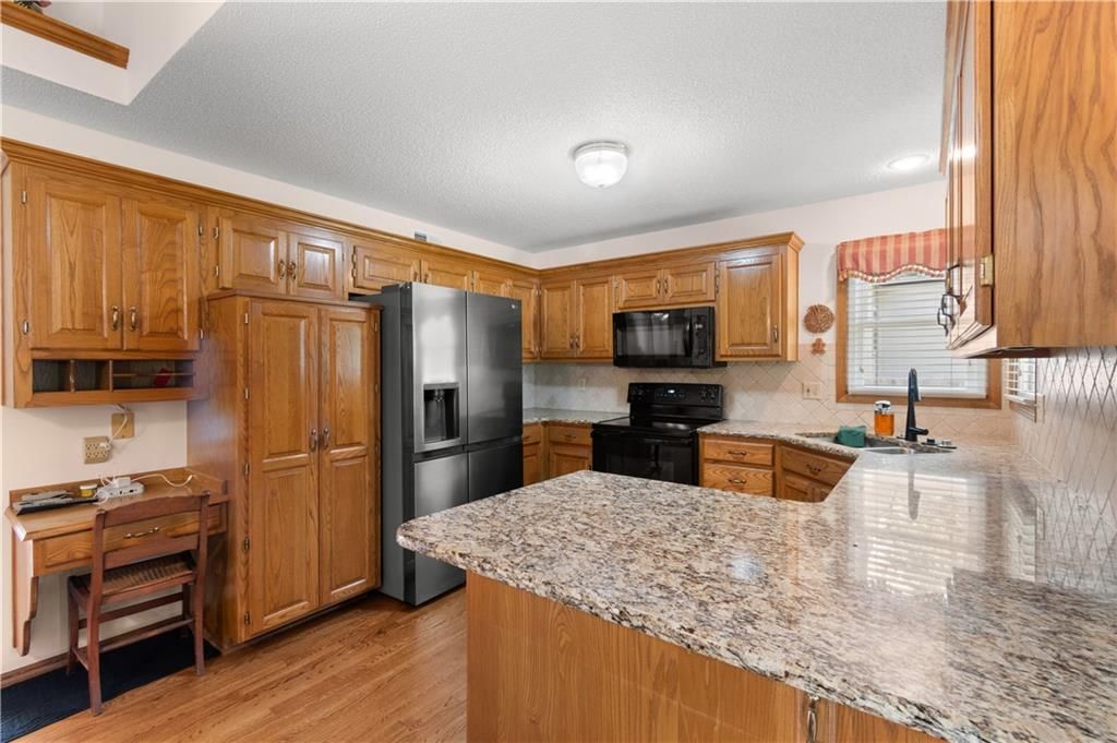 3212 Bryn Mawr Drive — photo 17