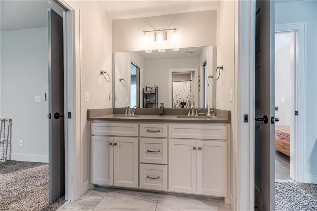 529 NE Legacy View Drive — photo 41
