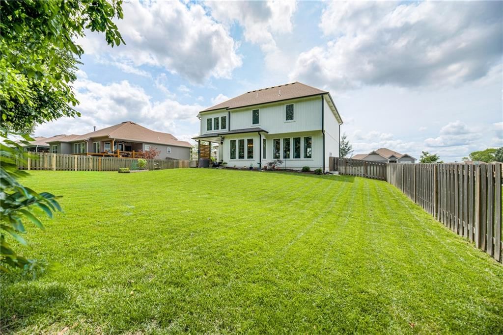 529 NE Legacy View Drive — photo 57