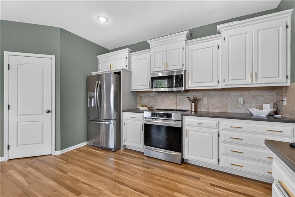 18518 W 252nd Street — photo 29