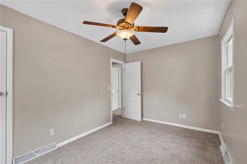 14900 Bellaire Avenue — photo 15