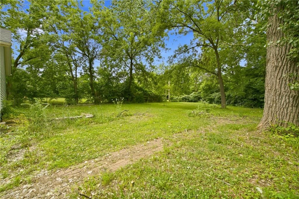14900 Bellaire Avenue — photo 29
