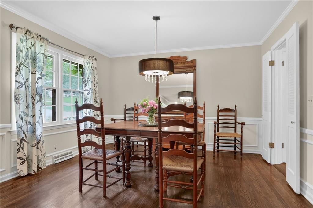 10345 Cherokee Lane — photo 4