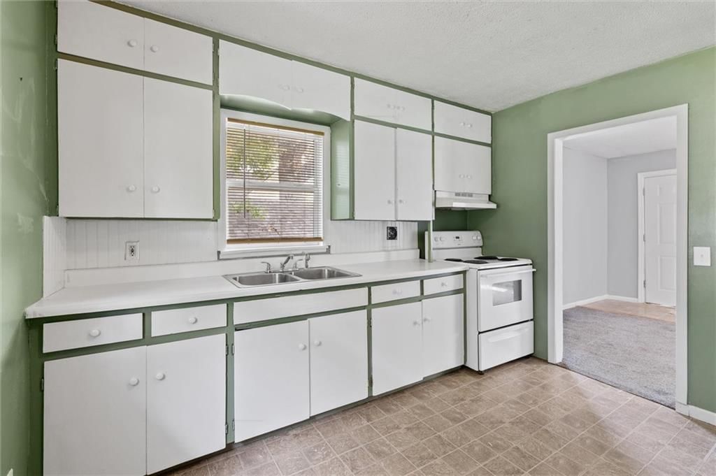 519 N Garner Street — photo 12