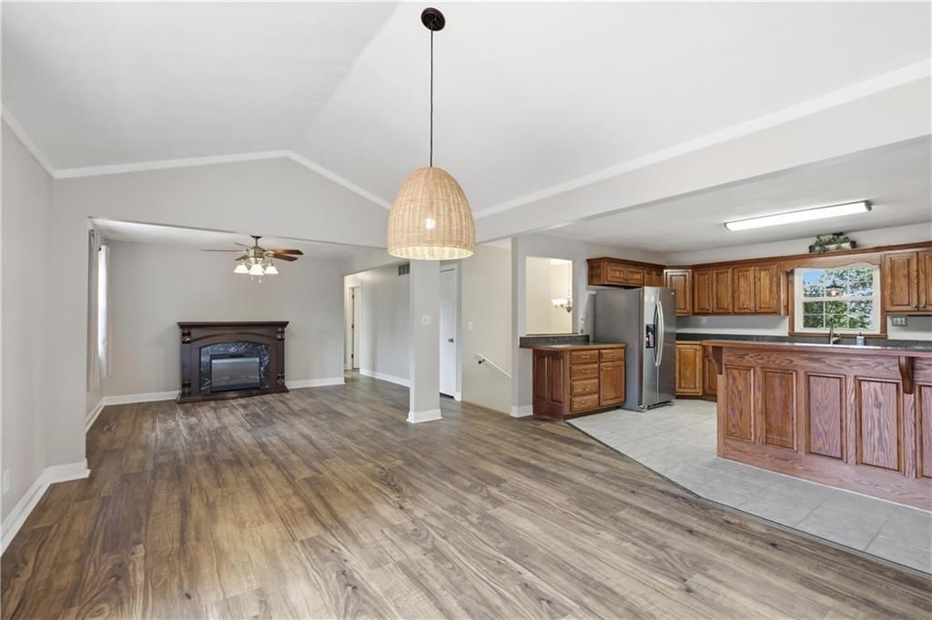 1009 Twin Lakes Drive — photo 10