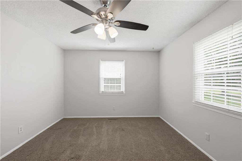 1009 Twin Lakes Drive — photo 26