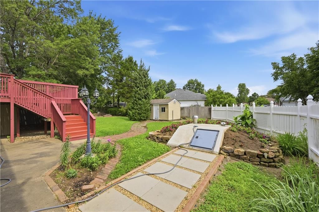 1009 Twin Lakes Drive — photo 45
