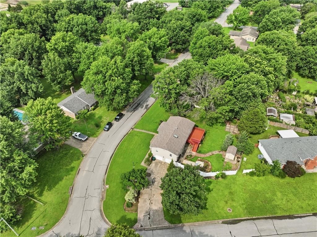 1009 Twin Lakes Drive — photo 56