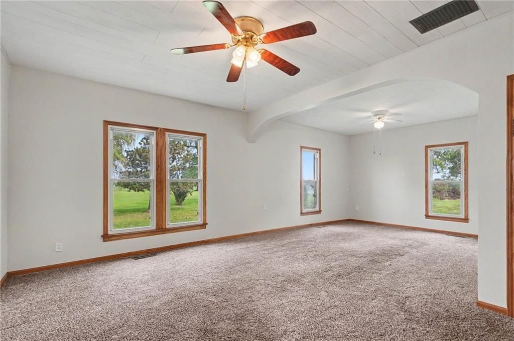 15496 Norton Road — photo 9