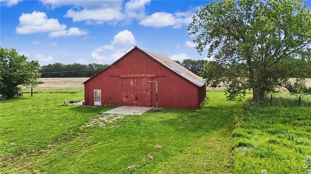15496 Norton Road — photo 34