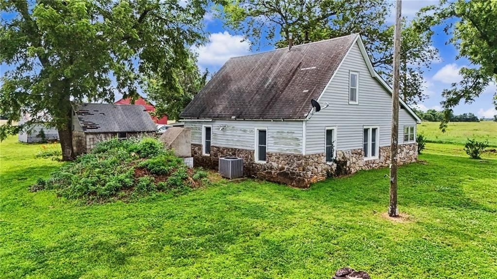 15496 Norton Road — photo 50