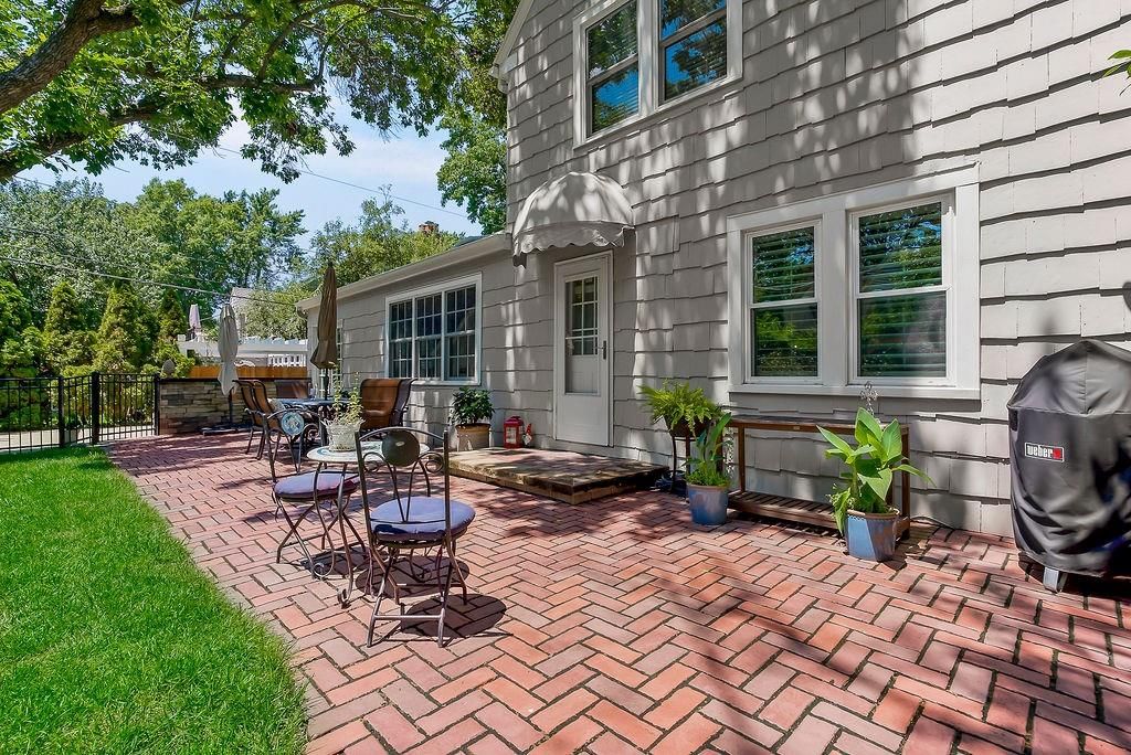 631 W 66th Terrace — photo 42