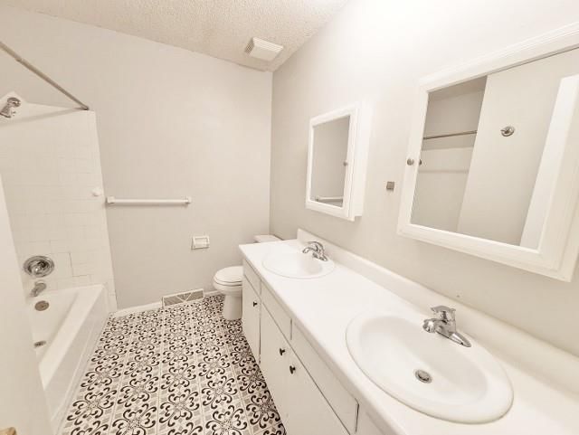 313 SE Alice Street — photo 13