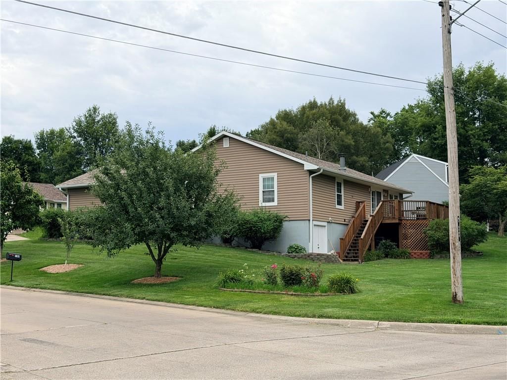 804 BIRCHWOOD Circle — photo 2