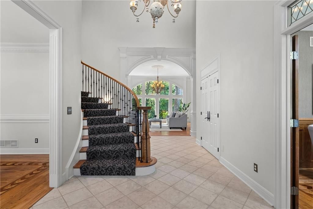 11410 W 139th Terrace — photo 4