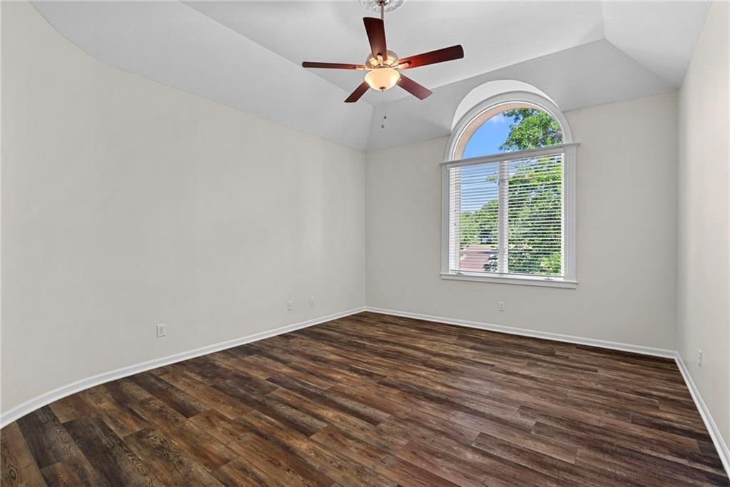 11410 W 139th Terrace — photo 31