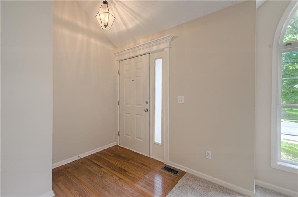 520 E Parma Way Street — photo 6