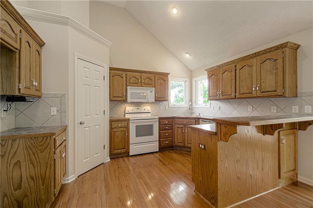 520 E Parma Way Street — photo 13