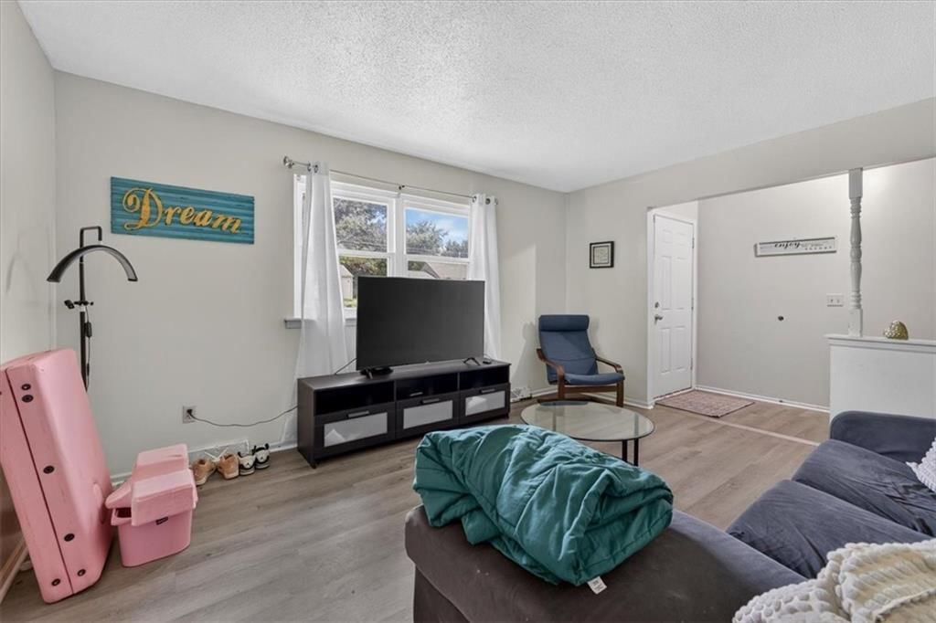 8310 Sterling Avenue — photo 9
