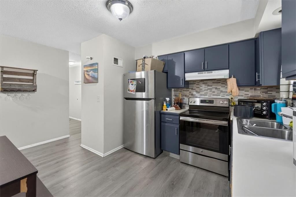 8310 Sterling Avenue — photo 13